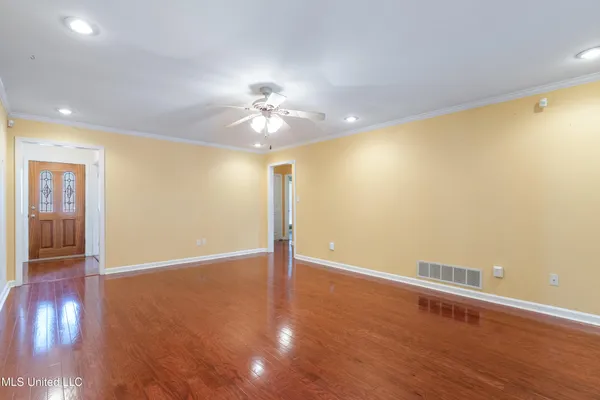 $369,000 | 1280 South Lake Drive, Hernando, MS 38632