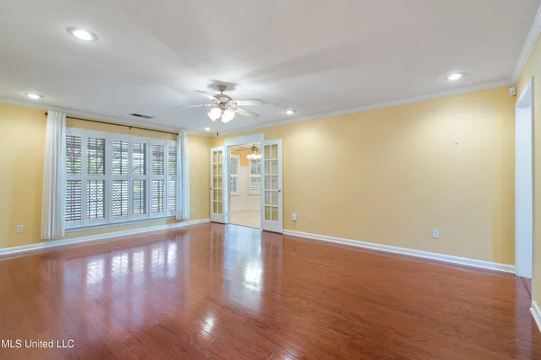 $369,000 | 1280 South Lake Drive, Hernando, MS 38632