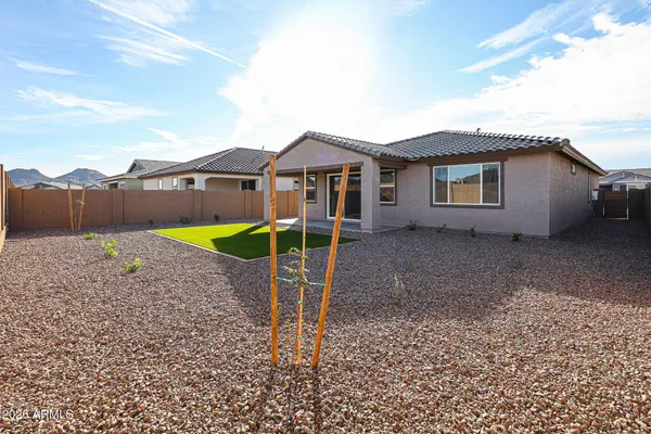 $2,600 | 7824 West Tether Trail, Peoria, AZ 85383