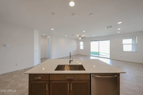 $2,600 | 7824 West Tether Trail, Peoria, AZ 85383