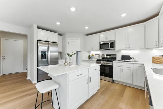 $584,790 | 1125 Annagaire Curve, Rosemount, MN 55068