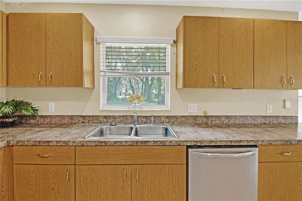 $235,000 | 305 Fountain Street, Fruitland Park, FL 34731