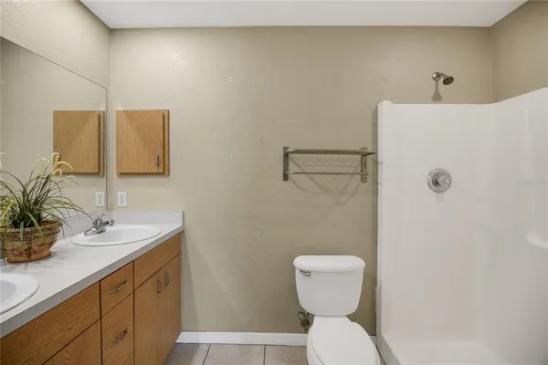 $235,000 | 305 Fountain Street, Fruitland Park, FL 34731