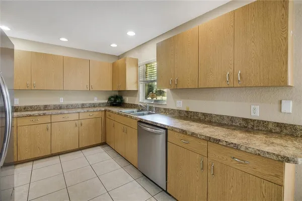 $235,000 | 305 Fountain Street, Fruitland Park, FL 34731