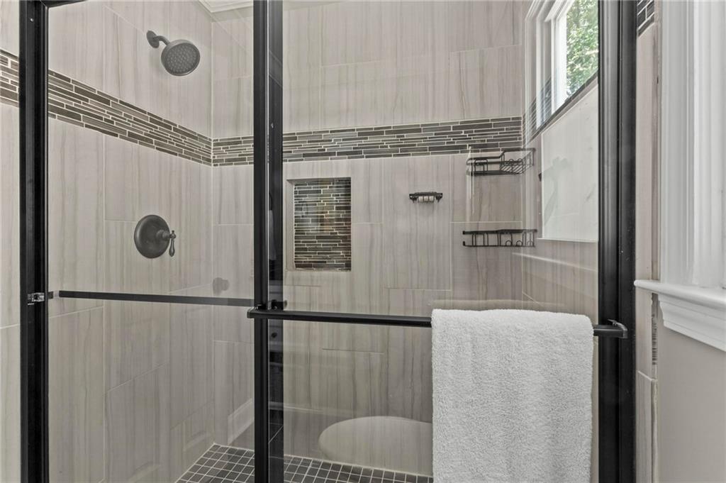 4941 Bedell Road Roswell, GA 30075 - Photo 21 of 39 Gallery Image 21