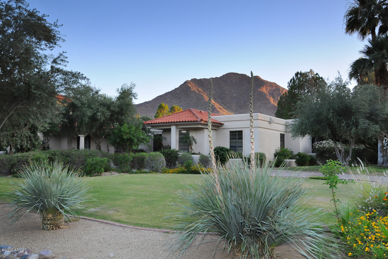 6325 North Yucca Road Paradise Valley, AZ 85253 - Photo 2 of 38 Front