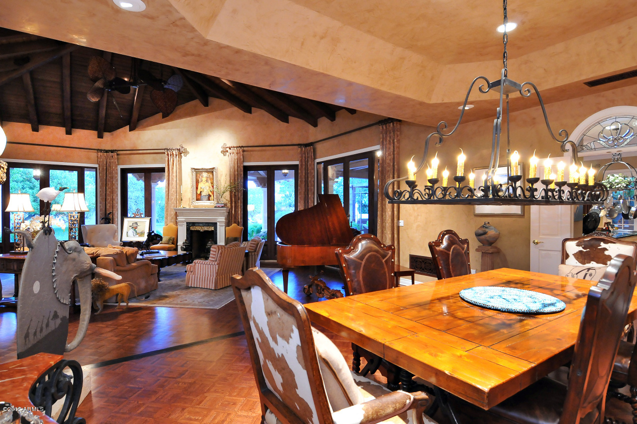 6325 North Yucca Road Paradise Valley, AZ 85253 - Photo 9 of 38 Dining 2
