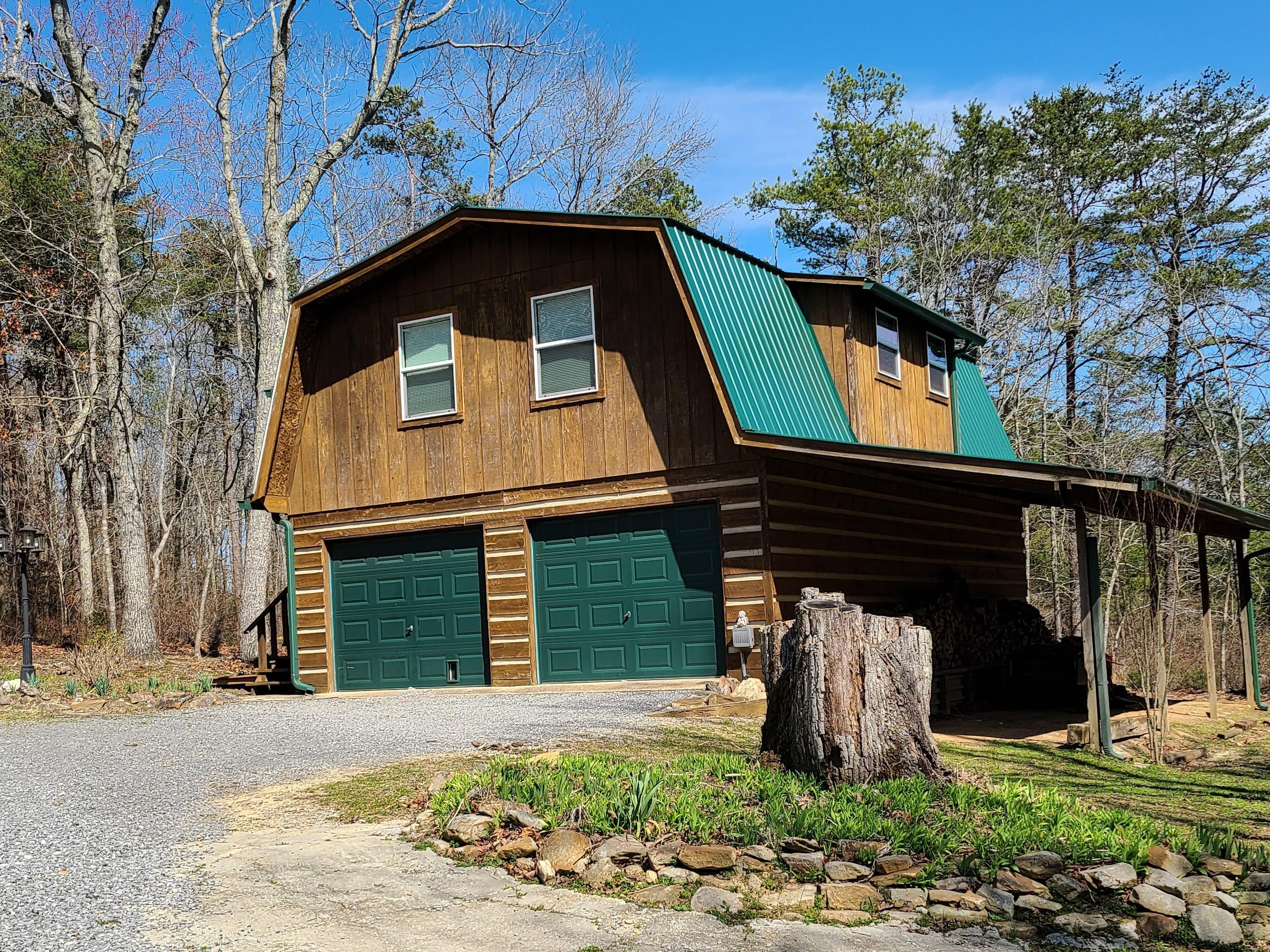 1213 Murdock Road Northeast Fort Payne, AL 35967 - Photo 3 of 5 garage