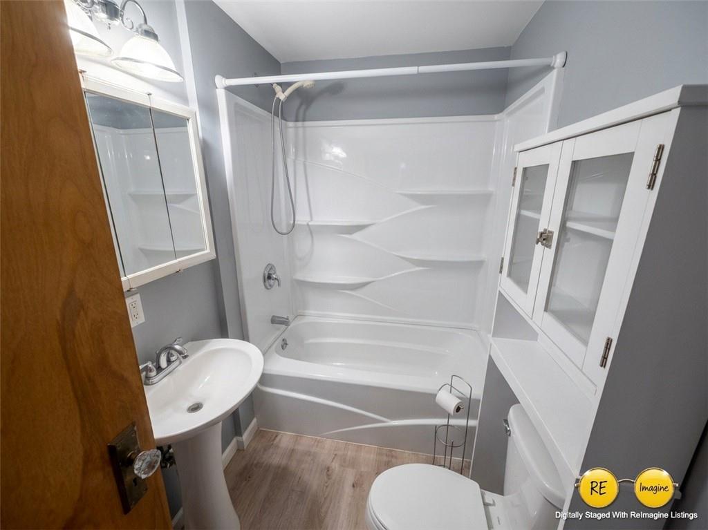 27 Community Avenue Uniontown, PA 15401 - Photo 12 of 25