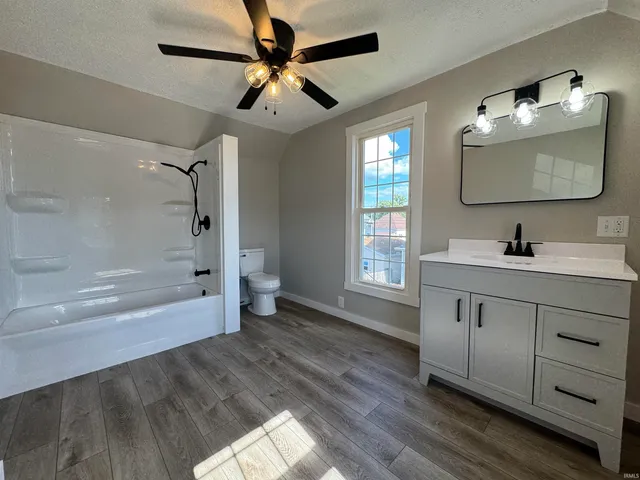 $199,000 | 353 East 6th Street, Peru, IN 46970