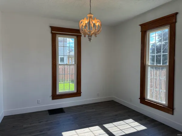 $199,000 | 353 East 6th Street, Peru, IN 46970