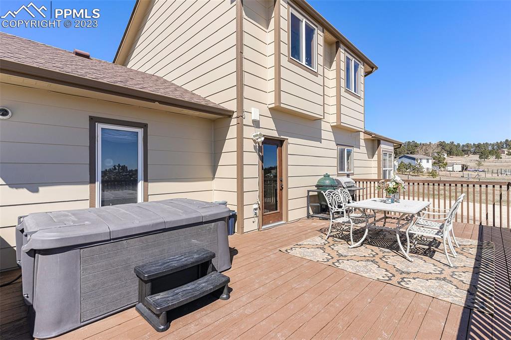 14965 Tanner Trail Elbert, CO 80106 - Photo 40 of 50 a outdoor space with a patio