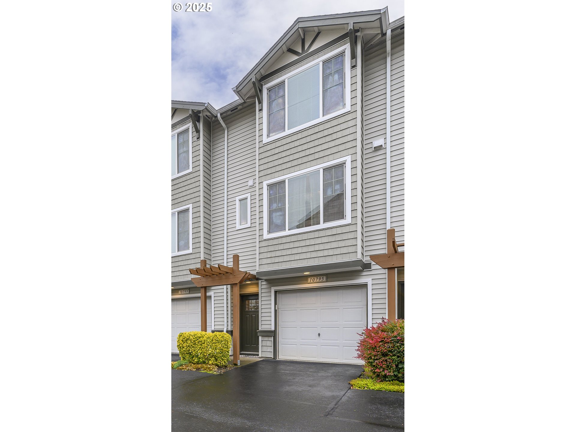 10795 Northeast Gateway Place Hillsboro, OR 97006 - Photo 25 of 27