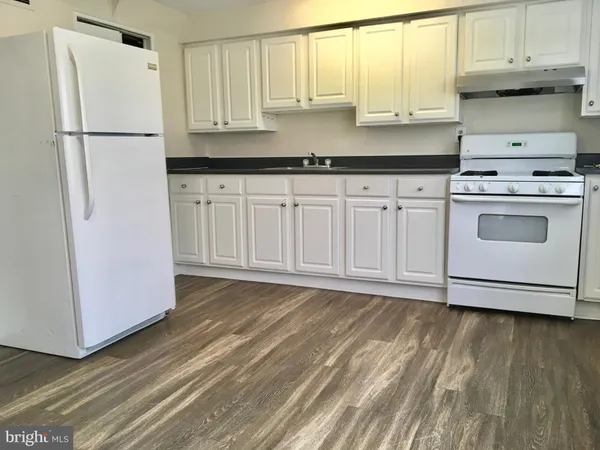 $1,500 | 2004 Larkhall Road, Dundalk, MD 21222
