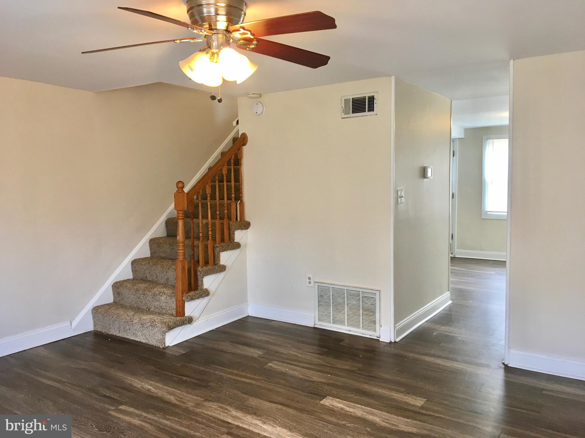 2004 Larkhall Road Dundalk, MD 21222 - Photo 4 of 15