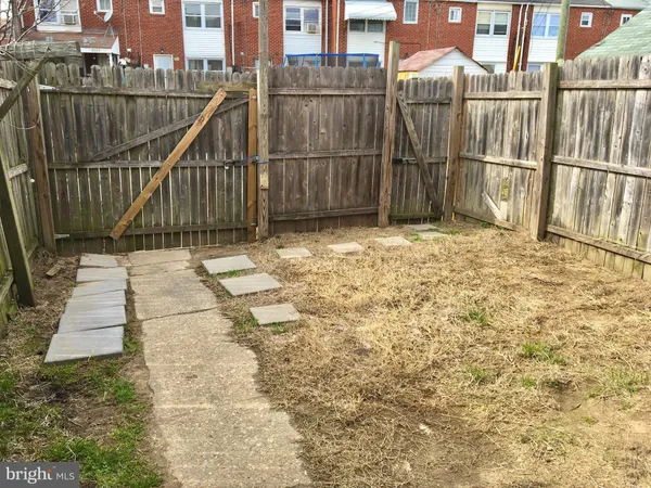 $1,500 | 2004 Larkhall Road, Dundalk, MD 21222