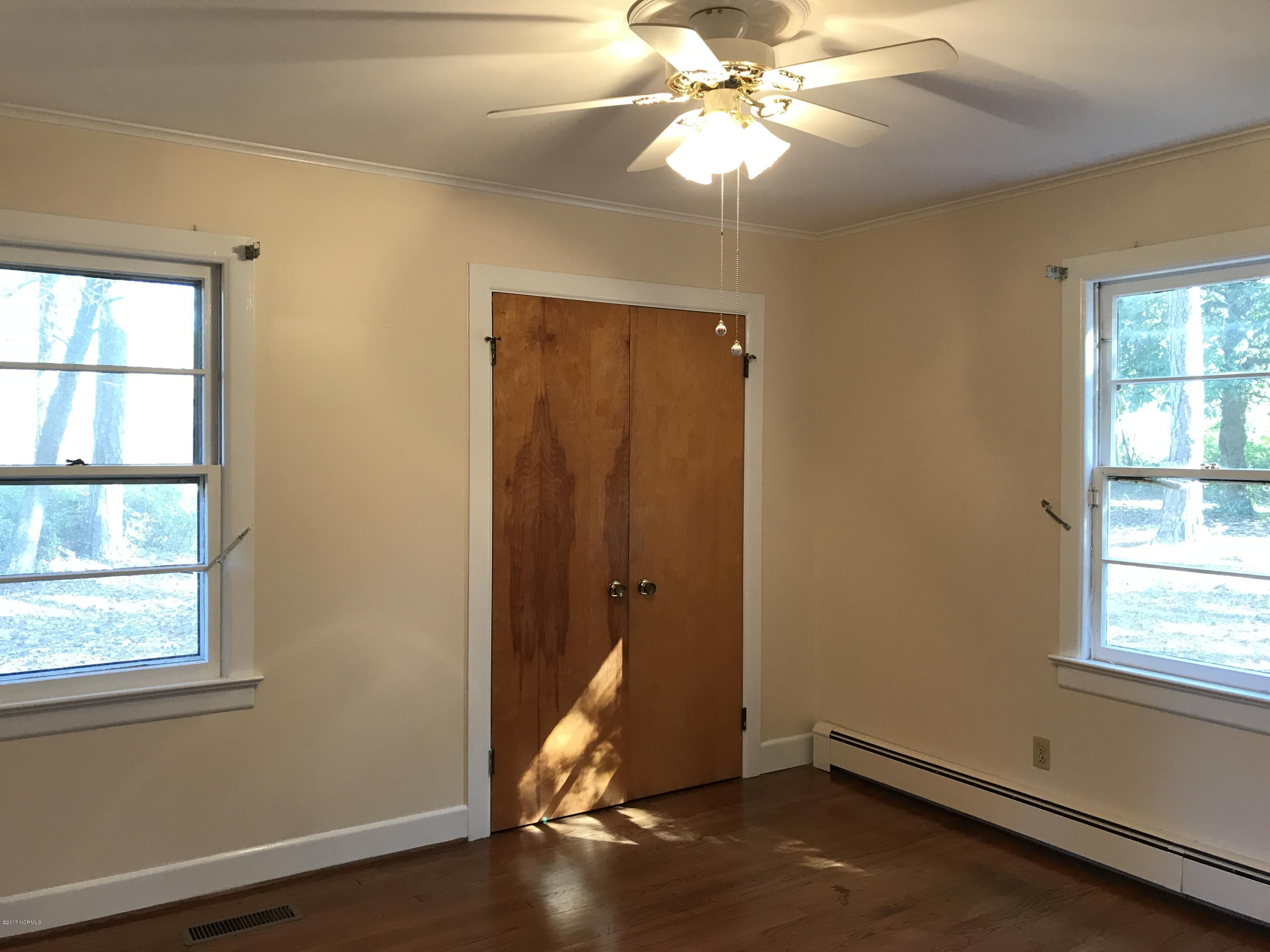 365 Will Baker Road Kinston, NC 28504 - Photo 13 of 17 Bedroom 2