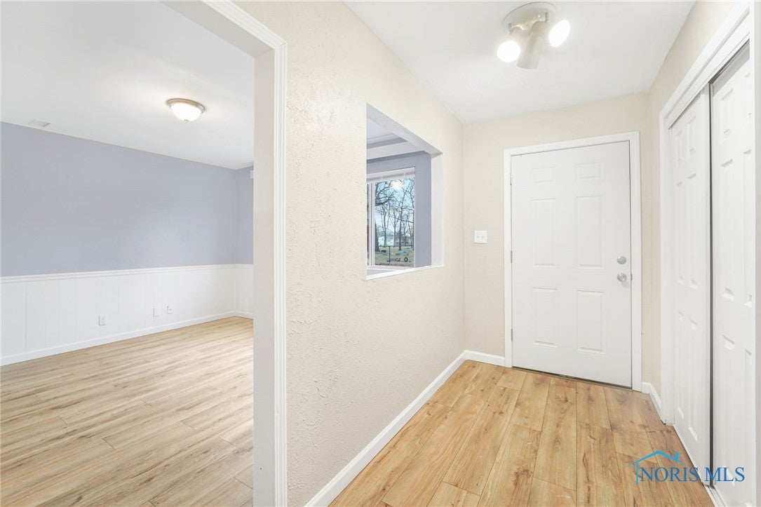 1702 Fairfax Road Toledo, OH 43613 - Photo 3 of 22 Gallery Image 3