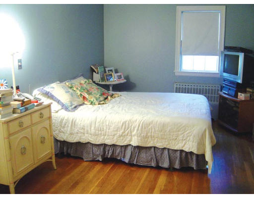 105 Dane Hill Road Newton, MA 02461 - Photo 7 of 8 Gallery Image 7