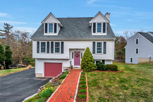 86 Kendrick Road Wakefield, MA 01880 - Photo 1 of 15 Gallery Image 1