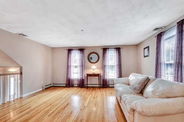 86 Kendrick Road Wakefield, MA 01880 - Photo 2 of 15 Gallery Image 2