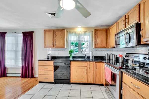 86 Kendrick Road Wakefield, MA 01880 - Photo 5 of 15 Gallery Image 5
