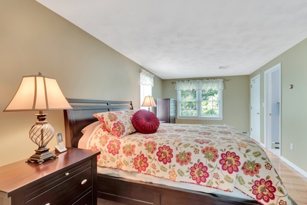 86 Kendrick Road Wakefield, MA 01880 - Photo 9 of 15 Gallery Image 9