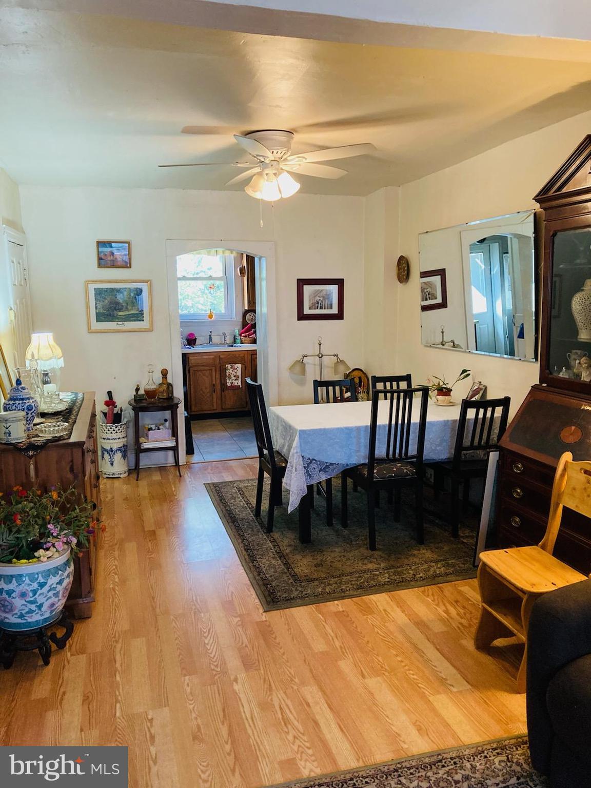 116 McClellan Street Philadelphia, PA 19148 - Photo 5 of 17 Dining room