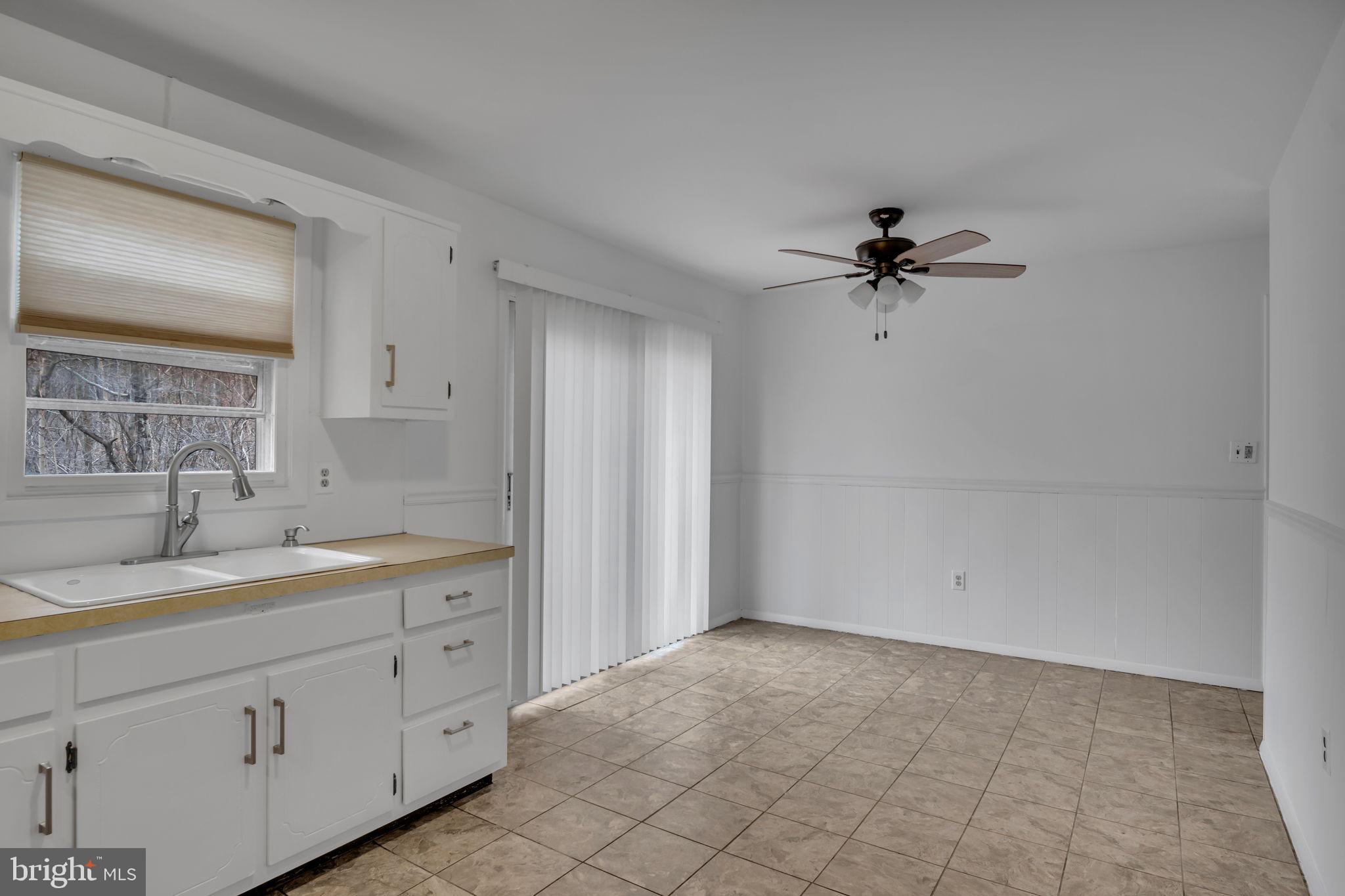 1375 Roundtop Road Lewisberry, PA 17339 - Photo 8 of 34