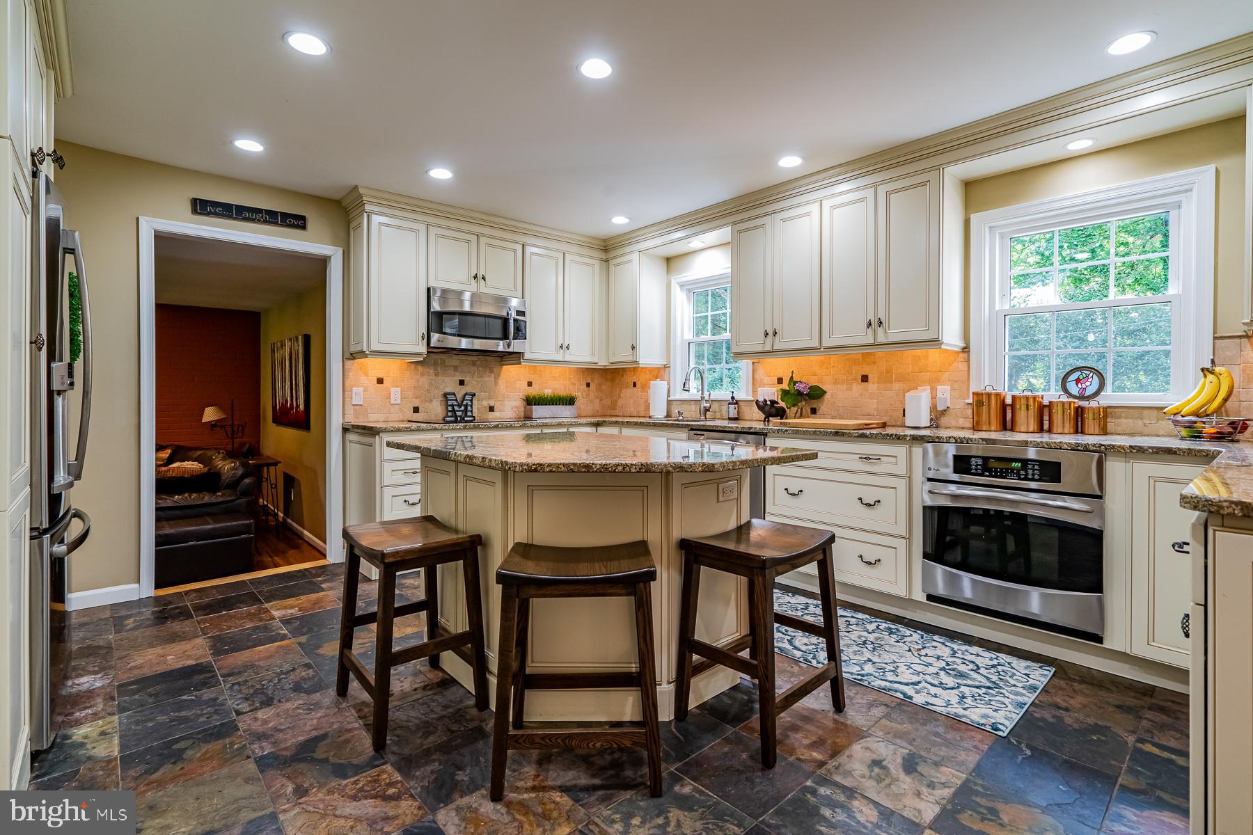 406 Randall Road Wyncote, PA 19095 - Photo 15 of 64