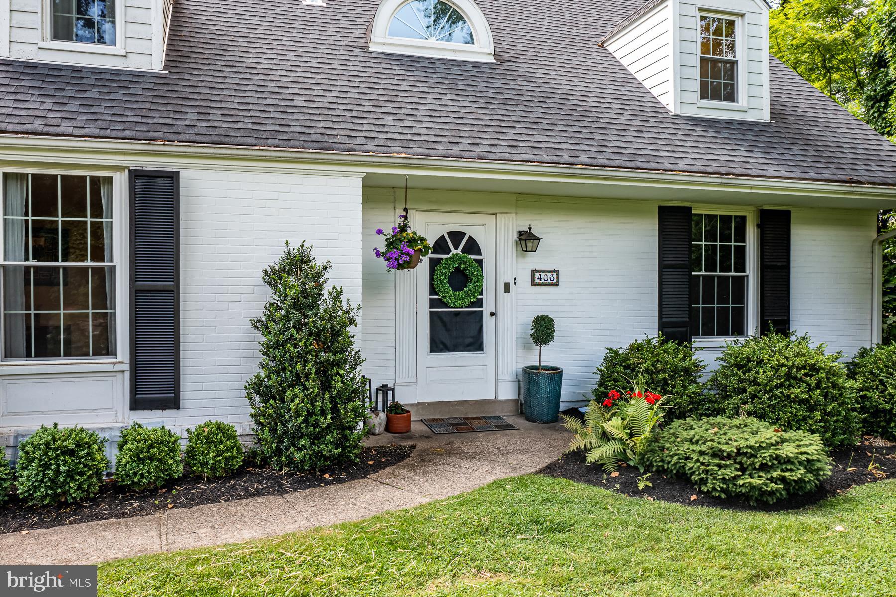 406 Randall Road Wyncote, PA 19095 - Photo 3 of 64