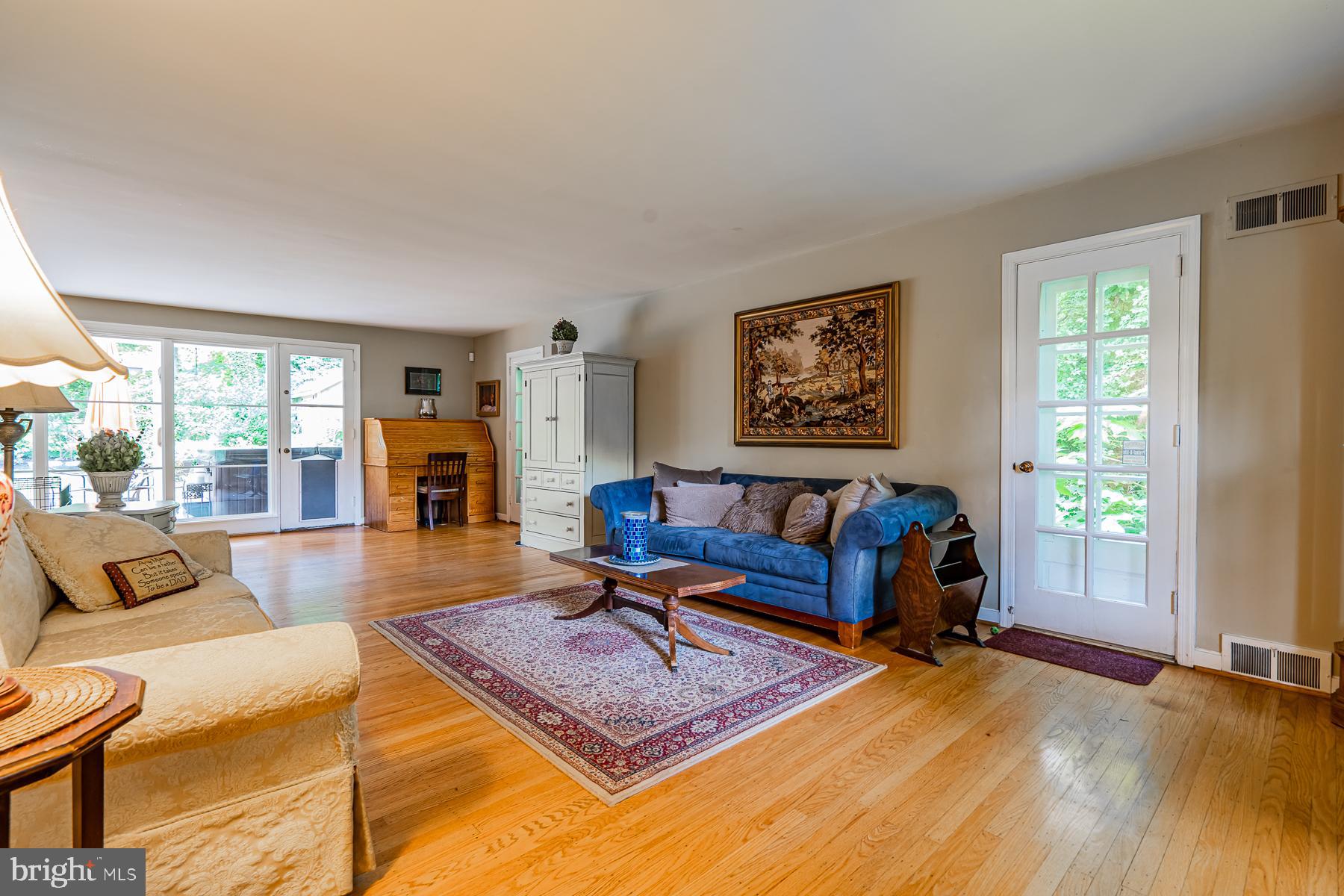 406 Randall Road Wyncote, PA 19095 - Photo 8 of 64