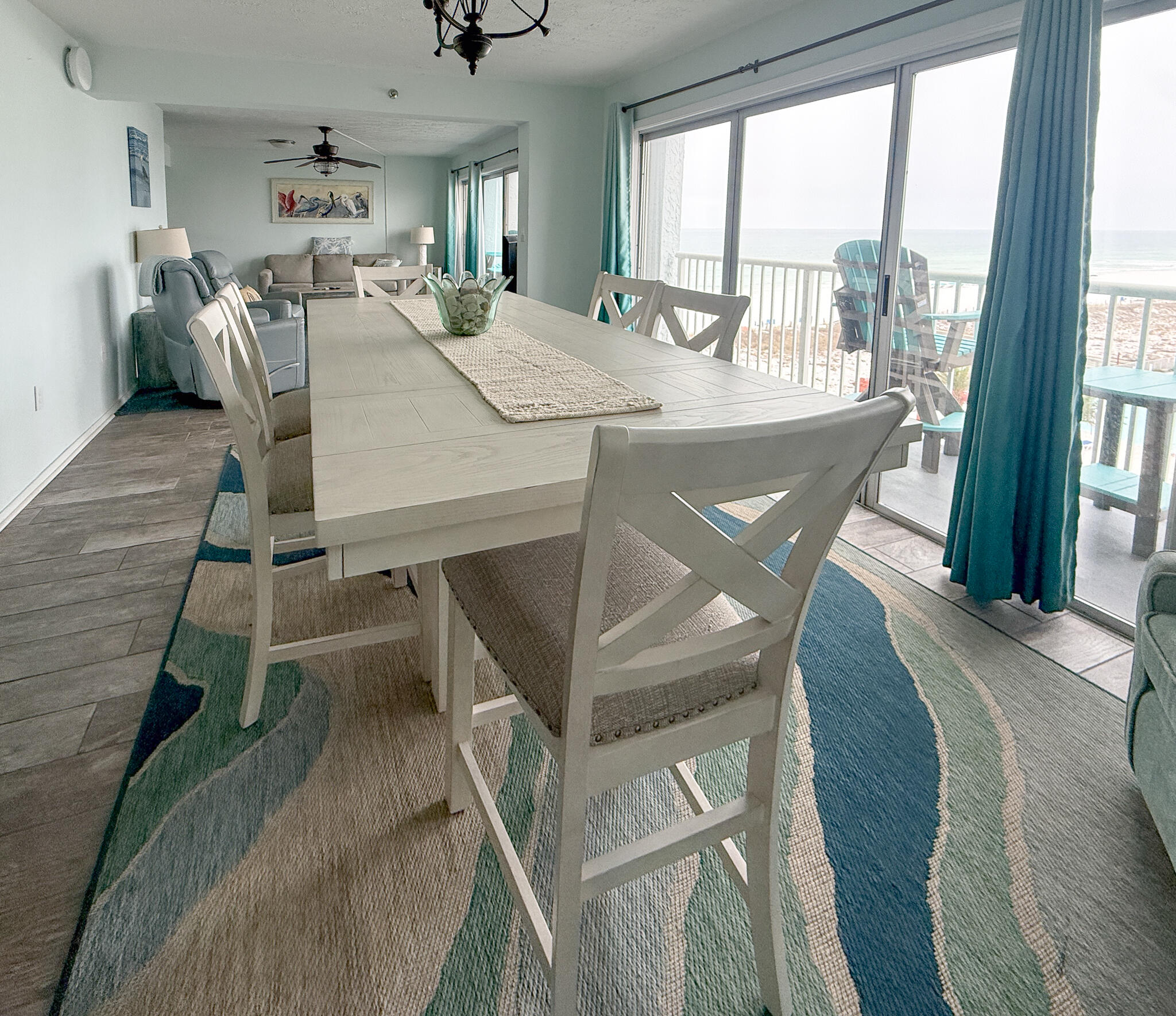 790 Santa Rosa Boulevard, Unit 706 Fort Walton Beach, FL 32548 - Photo 2 of 17 Islander 706 dining