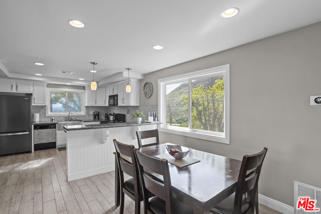 36880 East Benton Road Temecula, CA 92592 - Photo 13 of 75
