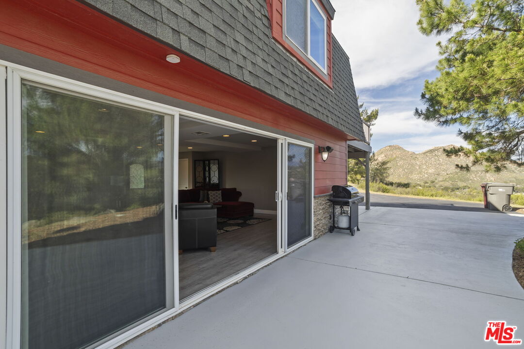 36880 East Benton Road Temecula, CA 92592 - Photo 30 of 75