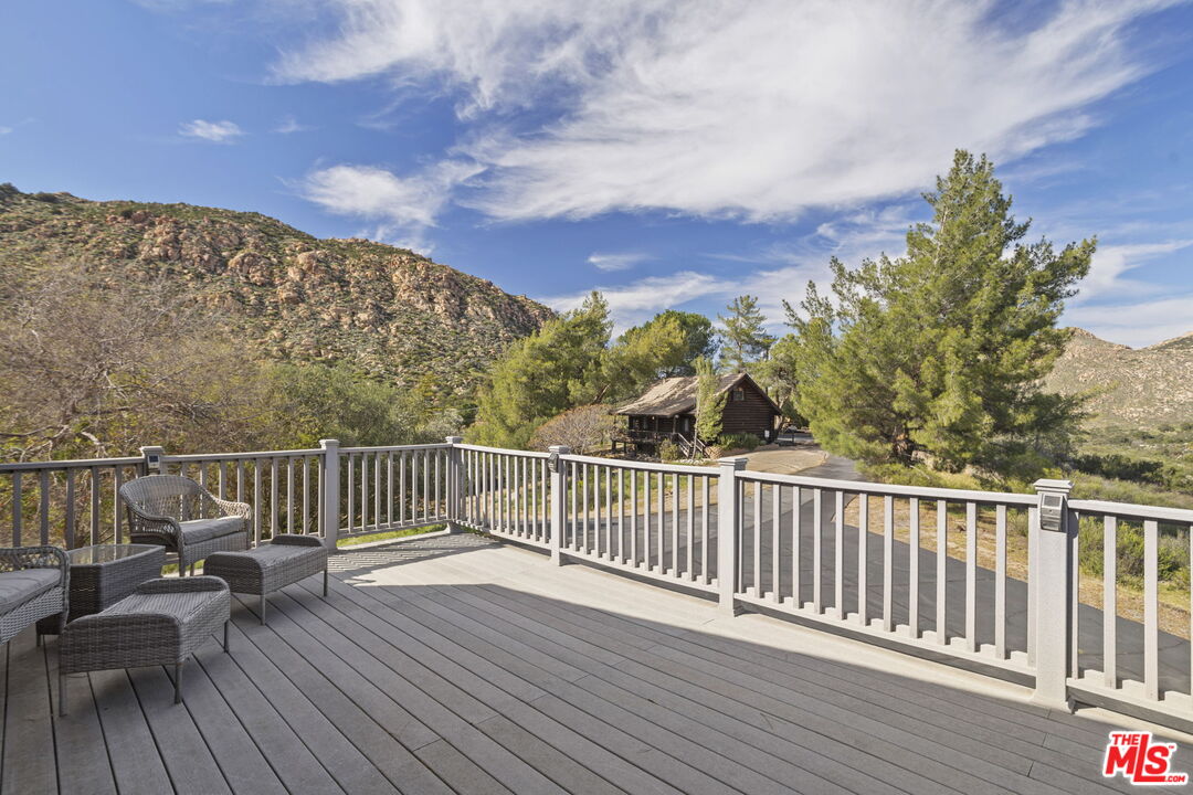 36880 East Benton Road Temecula, CA 92592 - Photo 31 of 75 a view of balcony with wooden floor and city view