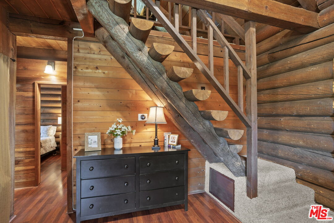 36880 East Benton Road Temecula, CA 92592 - Photo 50 of 75 a view of entryway with wooden floor