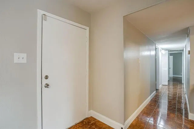 $2,100 | 5809 Harvest Hill Road, Unit 2055, Dallas, TX 75230