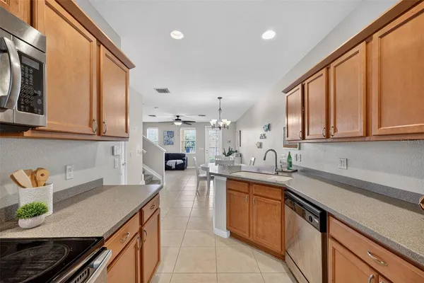 $2,200 | 3736 82nd Ave Circle East, Unit 105, Sarasota, FL 34243