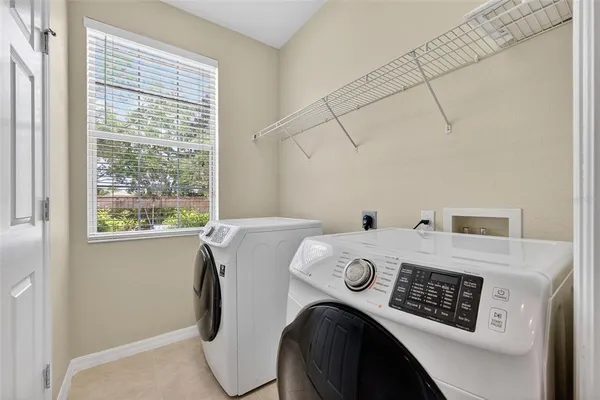 $2,200 | 3736 82nd Ave Circle East, Unit 105, Sarasota, FL 34243