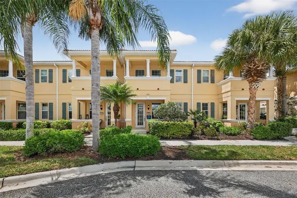 $2,200 | 3736 82nd Ave Circle East, Unit 105, Sarasota, FL 34243
