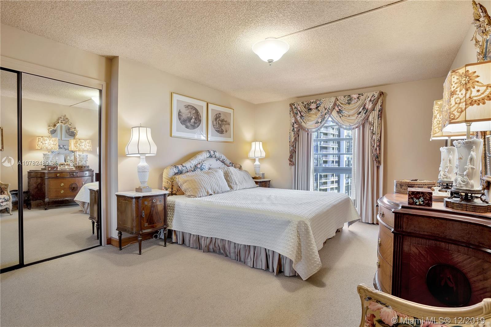 151 Southeast 15th Road, Unit 803 Miami, FL 33129 - Photo 21 of 33