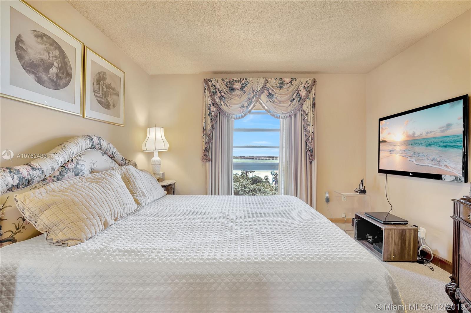 151 Southeast 15th Road, Unit 803 Miami, FL 33129 - Photo 22 of 33