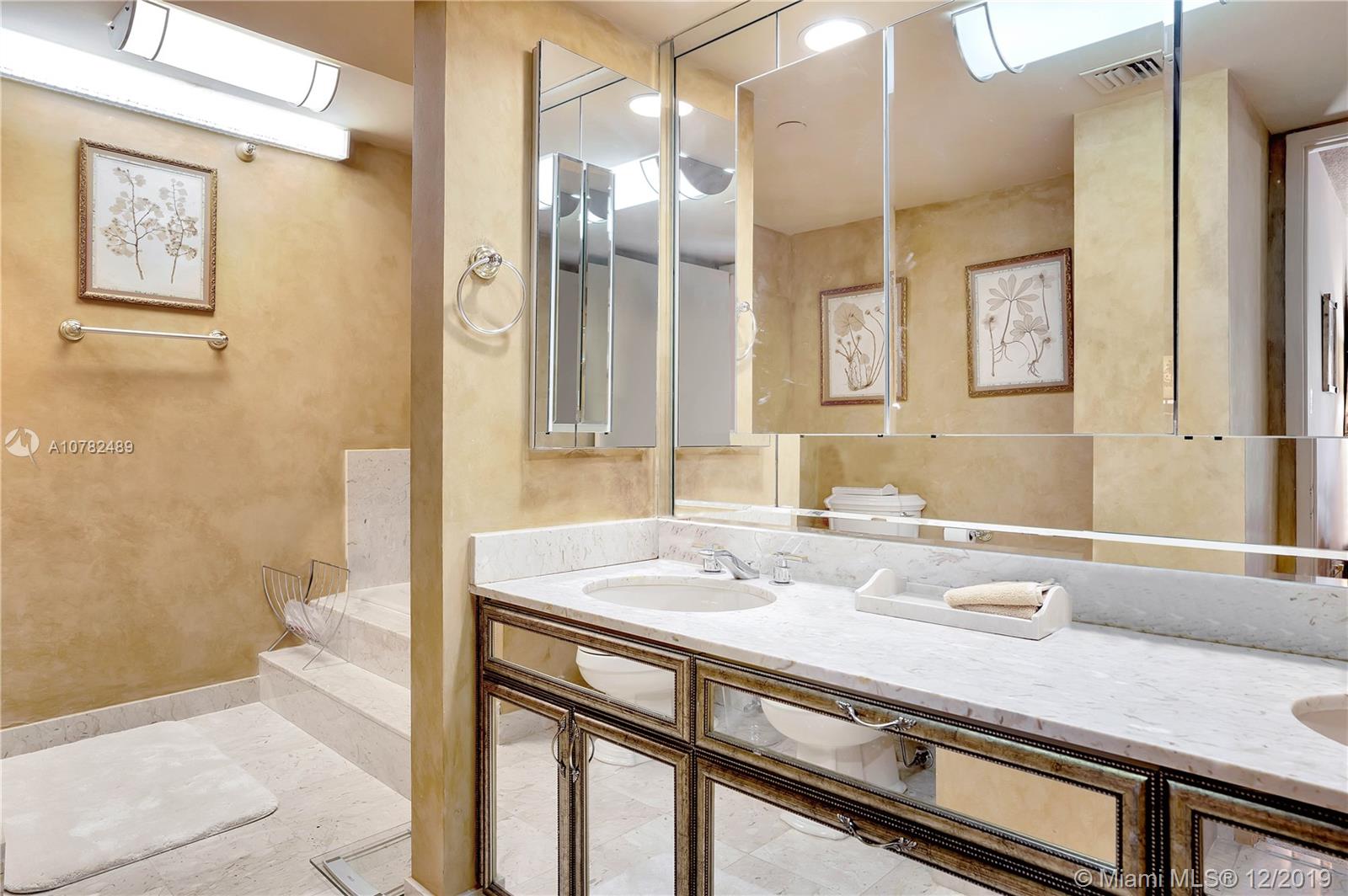 151 Southeast 15th Road, Unit 803 Miami, FL 33129 - Photo 23 of 33