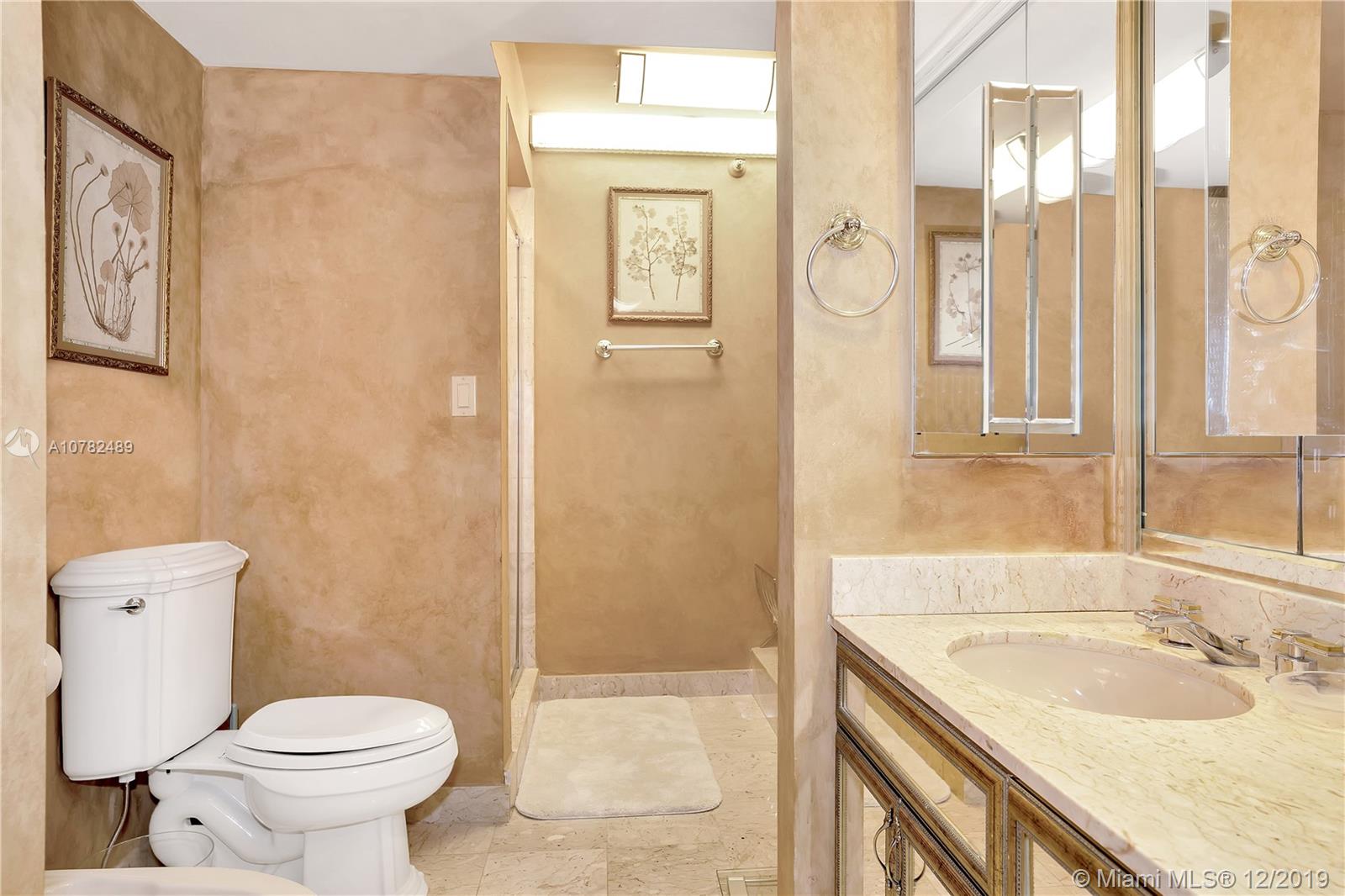 151 Southeast 15th Road, Unit 803 Miami, FL 33129 - Photo 24 of 33