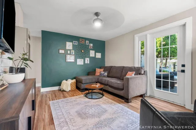 $225,000 | 14758 152nd Avenue, Grand Haven, MI 49417