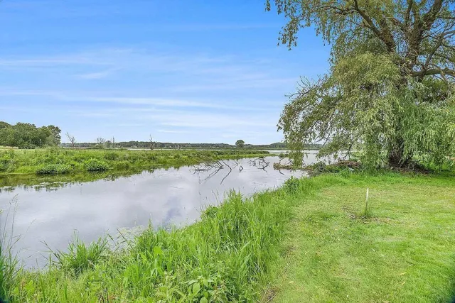 $225,000 | 14758 152nd Avenue, Grand Haven, MI 49417