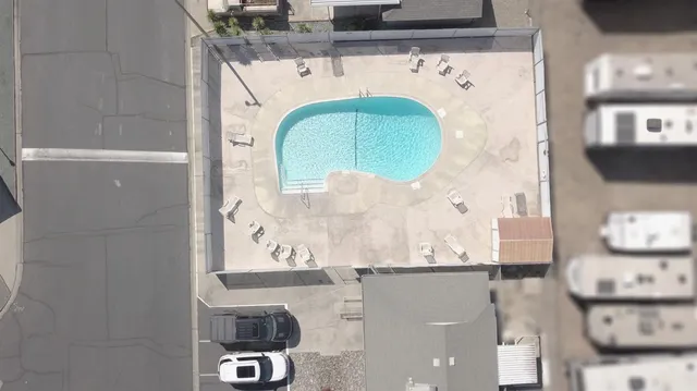 a view of a house with a tub