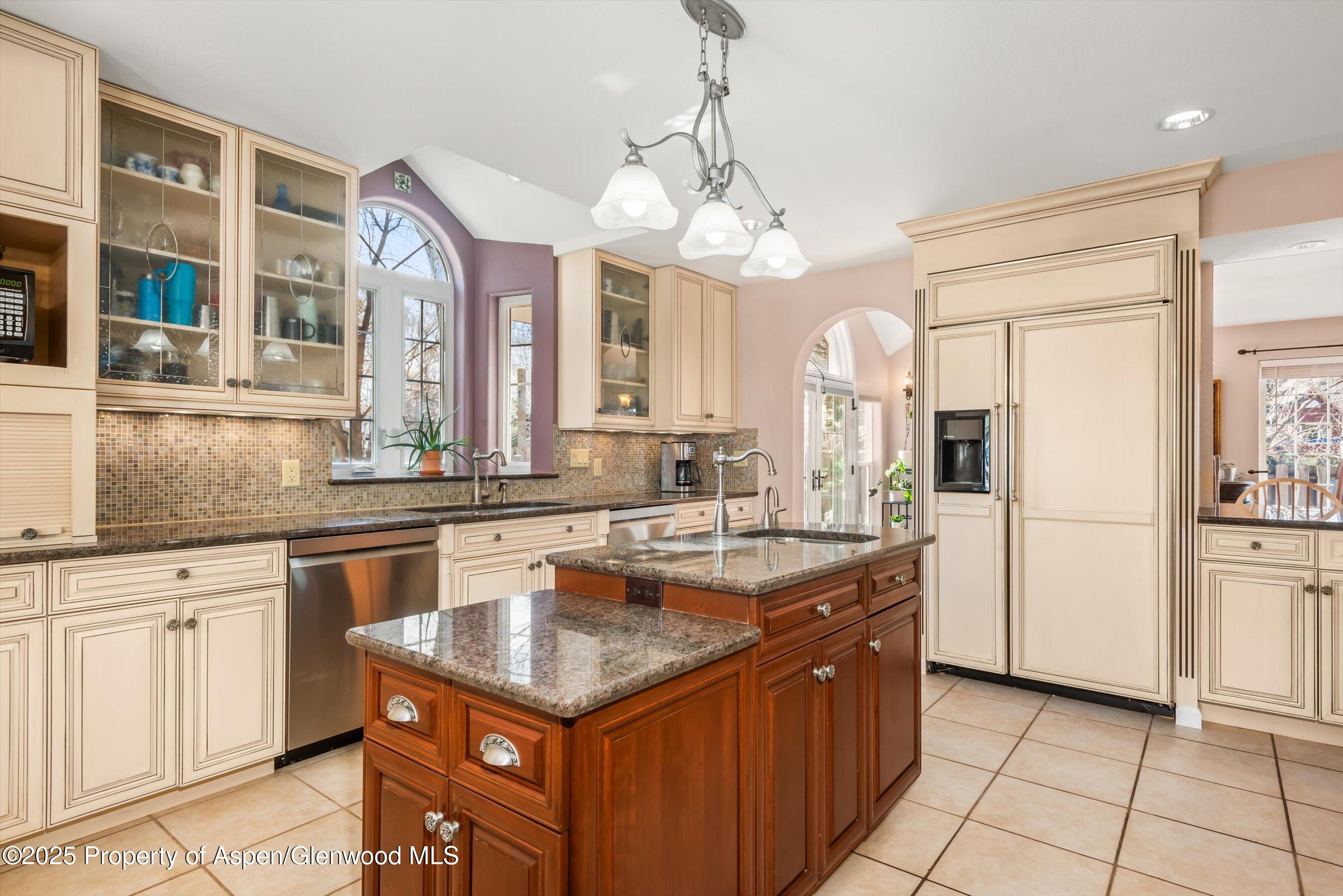 203 Deer Run Carbondale, CO 81623 - Photo 17 of 50 34-203DeerRun_2503270034