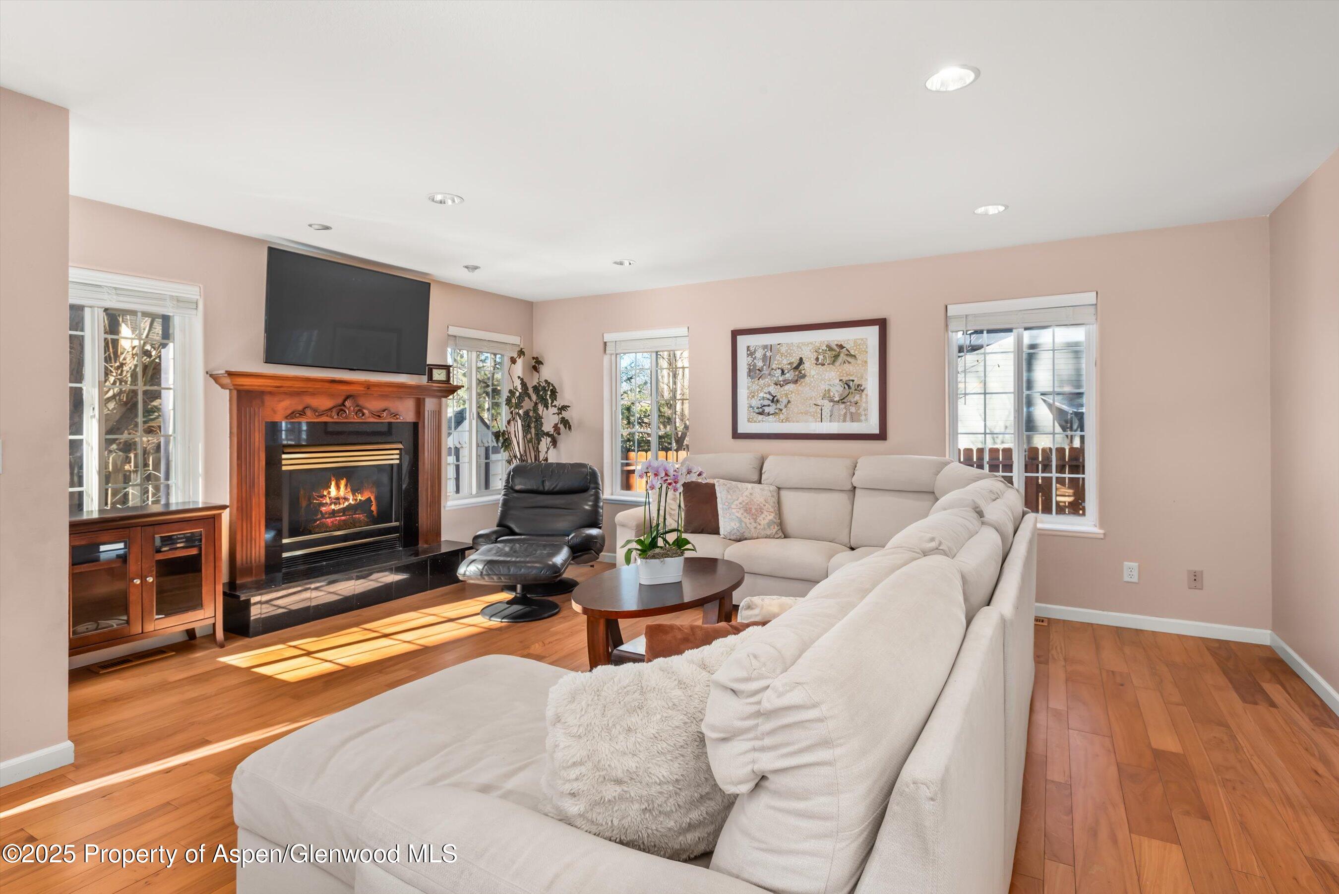 203 Deer Run Carbondale, CO 81623 - Photo 21 of 50 23-203DeerRun_2503270023